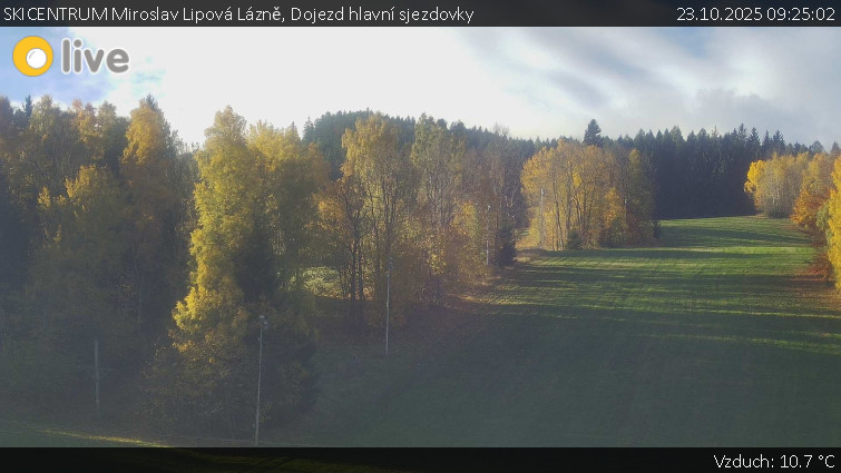 SKICENTRUM Miroslav Lipová Lázně - Dojezd hlavní sjezdovky - 23.10.2025 v 09:25 SKICENTRUM Miroslav Lipová Lázně - Dojezd hlavní sjezdovky - 23.10.2025 v 09:25