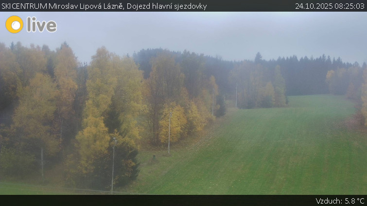SKICENTRUM Miroslav Lipová Lázně - Dojezd hlavní sjezdovky - 24.10.2025 v 08:25 SKICENTRUM Miroslav Lipová Lázně - Dojezd hlavní sjezdovky - 24.10.2025 v 08:25