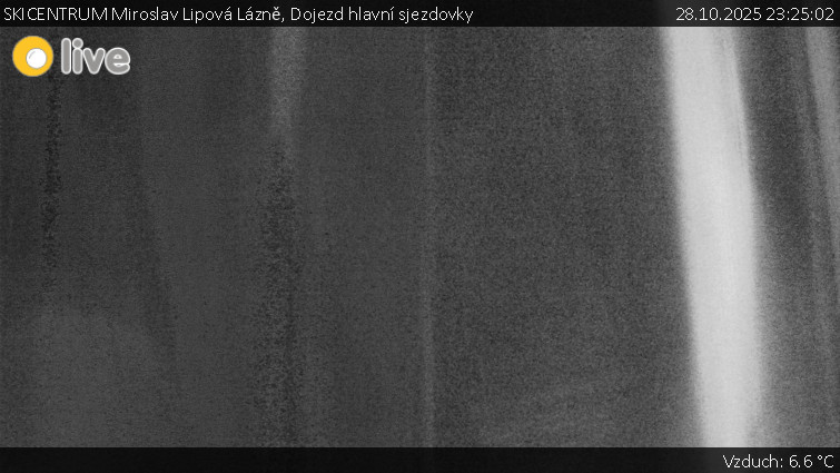 SKICENTRUM Miroslav Lipová Lázně - Dojezd hlavní sjezdovky - 28.10.2025 v 23:25 SKICENTRUM Miroslav Lipová Lázně - Dojezd hlavní sjezdovky - 28.10.2025 v 23:25