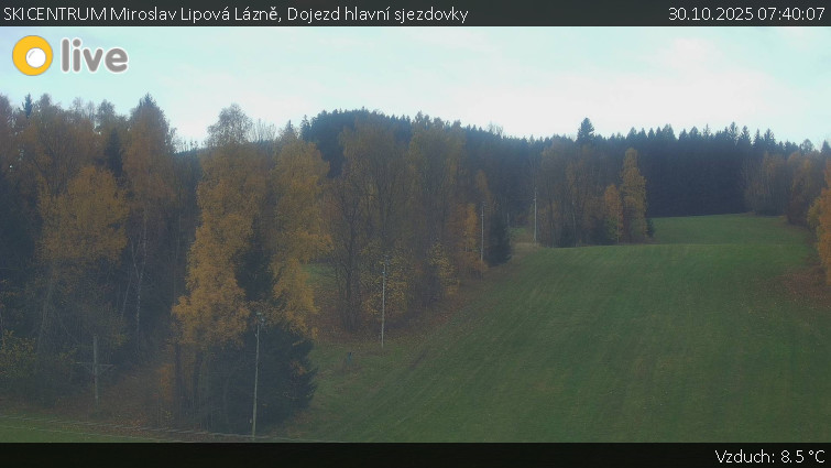 SKICENTRUM Miroslav Lipová Lázně - Dojezd hlavní sjezdovky - 30.10.2025 v 07:40 SKICENTRUM Miroslav Lipová Lázně - Dojezd hlavní sjezdovky - 30.10.2025 v 07:40