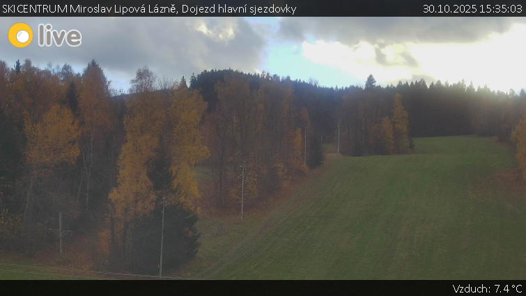 SKICENTRUM Miroslav Lipová Lázně - Dojezd hlavní sjezdovky - 30.10.2025 v 15:35 SKICENTRUM Miroslav Lipová Lázně - Dojezd hlavní sjezdovky - 30.10.2025 v 15:35