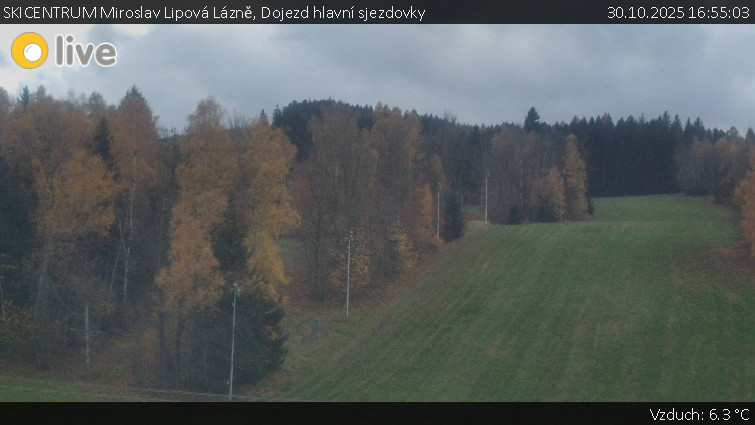 SKICENTRUM Miroslav Lipová Lázně - Dojezd hlavní sjezdovky - 30.10.2025 v 16:55 SKICENTRUM Miroslav Lipová Lázně - Dojezd hlavní sjezdovky - 30.10.2025 v 16:55