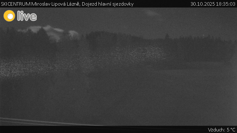 SKICENTRUM Miroslav Lipová Lázně - Dojezd hlavní sjezdovky - 30.10.2025 v 18:35 SKICENTRUM Miroslav Lipová Lázně - Dojezd hlavní sjezdovky - 30.10.2025 v 18:35