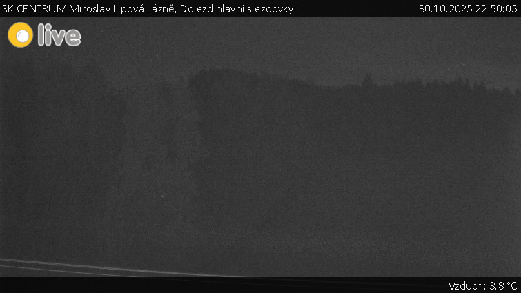 SKICENTRUM Miroslav Lipová Lázně - Dojezd hlavní sjezdovky - 30.10.2025 v 22:50 SKICENTRUM Miroslav Lipová Lázně - Dojezd hlavní sjezdovky - 30.10.2025 v 22:50
