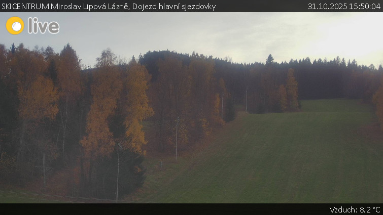 SKICENTRUM Miroslav Lipová Lázně - Dojezd hlavní sjezdovky - 31.10.2025 v 15:50 SKICENTRUM Miroslav Lipová Lázně - Dojezd hlavní sjezdovky - 31.10.2025 v 15:50