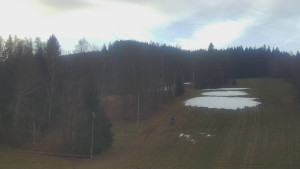 SKICENTRUM Miroslav Lipová Lázně - Dojezd hlavní sjezdovky - 17.12.2025 v 08:40 SKICENTRUM Miroslav Lipová Lázně - Dojezd hlavní sjezdovky - 17.12.2025 v 08:40