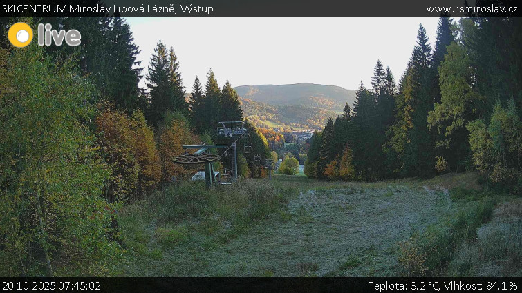 SKICENTRUM Miroslav Lipová Lázně - Výstupní stanice lanové dráhy - 20.10.2025 v 07:45 SKICENTRUM Miroslav Lipová Lázně - Výstupní stanice lanové dráhy - 20.10.2025 v 07:45