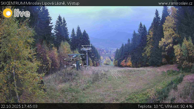 SKICENTRUM Miroslav Lipová Lázně - Výstupní stanice lanové dráhy - 22.10.2025 v 17:45 SKICENTRUM Miroslav Lipová Lázně - Výstupní stanice lanové dráhy - 22.10.2025 v 17:45