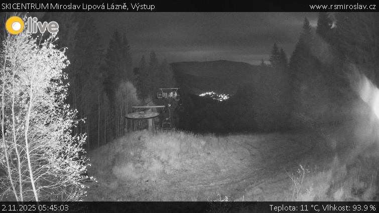 SKICENTRUM Miroslav Lipová Lázně - Výstupní stanice lanové dráhy - 2.11.2025 v 05:45 SKICENTRUM Miroslav Lipová Lázně - Výstupní stanice lanové dráhy - 2.11.2025 v 05:45