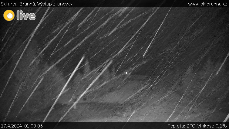 Ski areál Branná - Výstup z lanovky - 17.4.2024 v 01:00