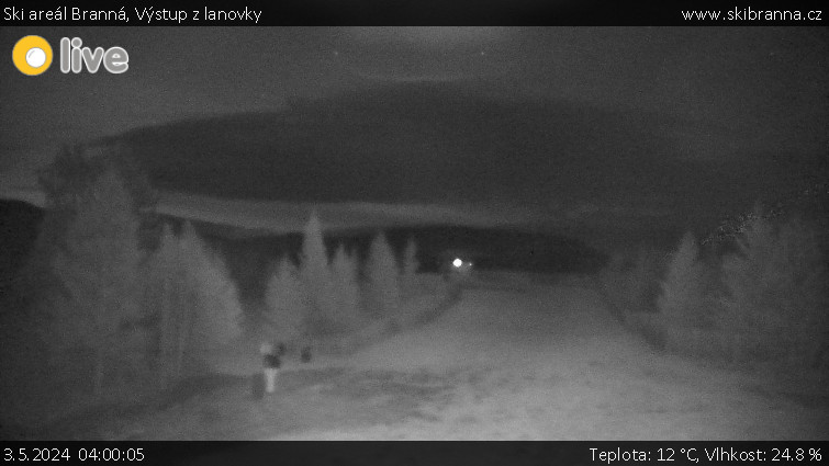 Ski areál Branná - Výstup z lanovky - 3.5.2024 v 04:00
