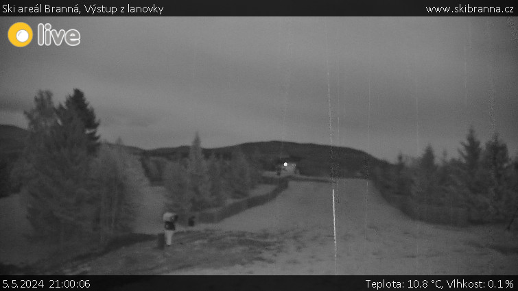 Ski areál Branná - Výstup z lanovky - 5.5.2024 v 21:00