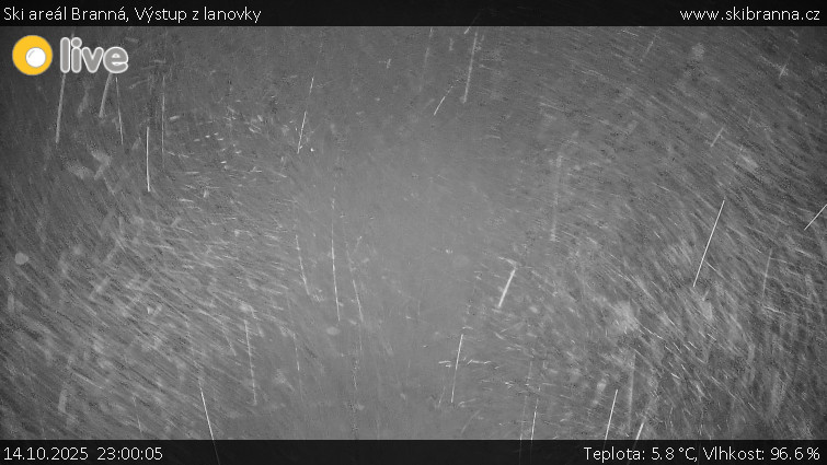 Ski areál Branná - Výstup z lanovky - 14.10.2025 v 23:00 Ski areál Branná - Výstup z lanovky - 14.10.2025 v 23:00