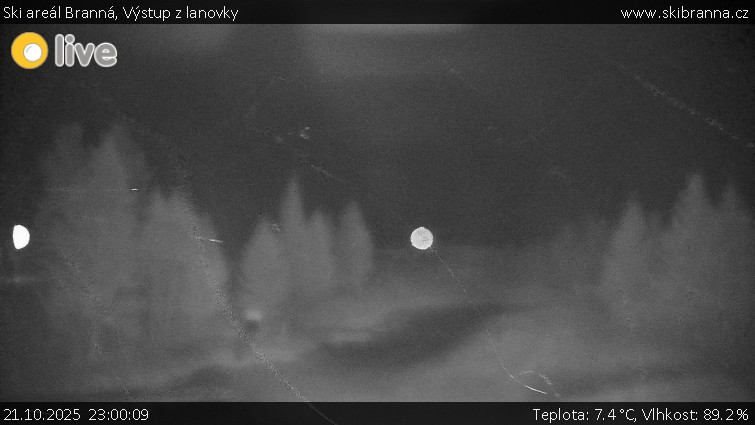 Ski areál Branná - Výstup z lanovky - 21.10.2025 v 23:00 Ski areál Branná - Výstup z lanovky - 21.10.2025 v 23:00