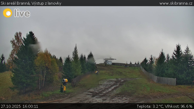Ski areál Branná - Výstup z lanovky - 27.10.2025 v 16:00 Ski areál Branná - Výstup z lanovky - 27.10.2025 v 16:00