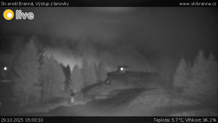 Ski areál Branná - Výstup z lanovky - 29.10.2025 v 05:00 Ski areál Branná - Výstup z lanovky - 29.10.2025 v 05:00