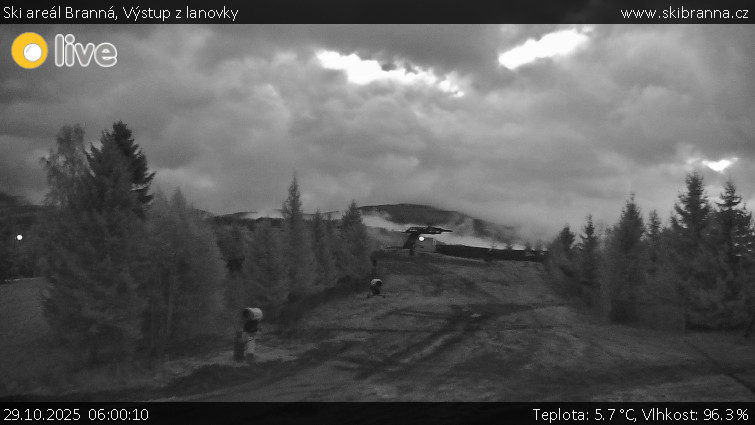 Ski areál Branná - Výstup z lanovky - 29.10.2025 v 06:00 Ski areál Branná - Výstup z lanovky - 29.10.2025 v 06:00