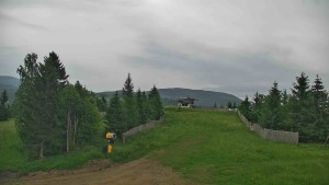 Skigebiet Branná - Ausgang der Seilbahn - 16.6.2026 v 16:29 Skigebiet Branná - Ausgang der Seilbahn - 16.6.2026 v 16:29