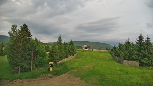 Skigebiet Branná - Ausgang der Seilbahn - 16.6.2026 v 19:28 Skigebiet Branná - Ausgang der Seilbahn - 16.6.2026 v 19:28