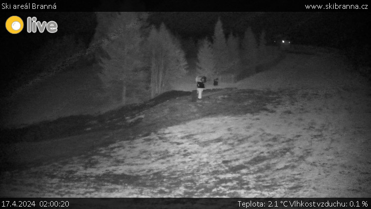 Ski areál Branná - Ski Branná - horní kamera - 17.4.2024 v 02:00