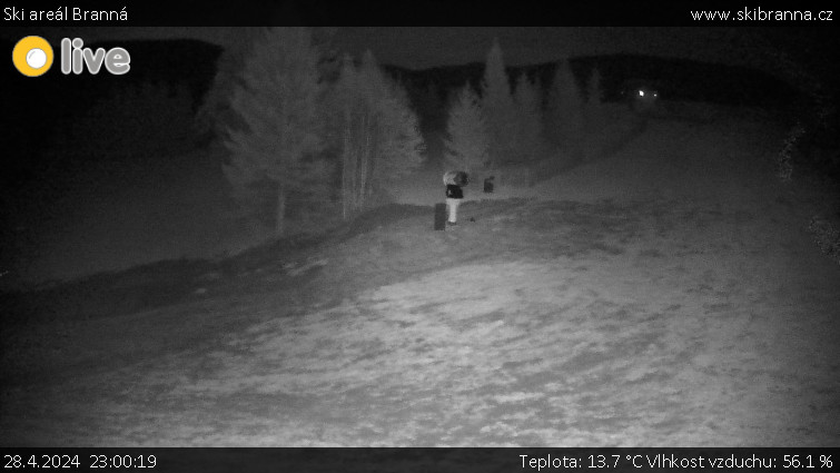 Ski areál Branná - Ski Branná - horní kamera - 28.4.2024 v 23:00
