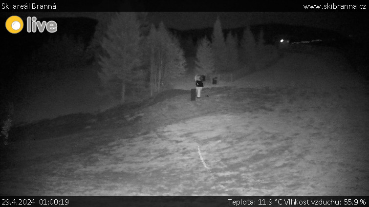 Ski areál Branná - Ski Branná - horní kamera - 29.4.2024 v 01:00