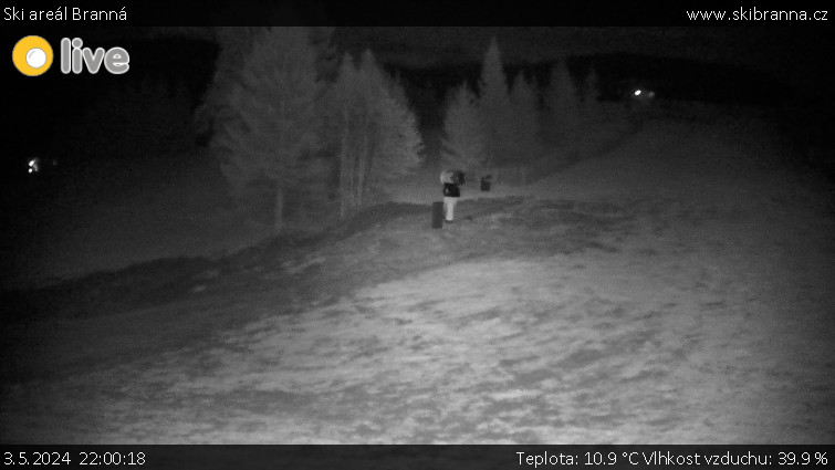 Ski areál Branná - Ski Branná - horní kamera - 3.5.2024 v 22:00