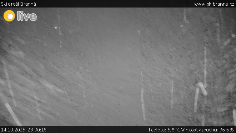 Ski areál Branná - Ski Branná - horní kamera - 14.10.2025 v 23:00 Ski areál Branná - Ski Branná - horní kamera - 14.10.2025 v 23:00