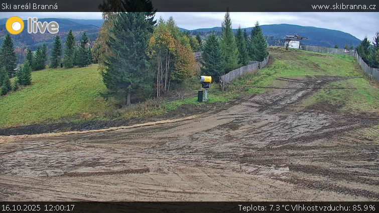 Ski areál Branná - Ski Branná - horní kamera - 16.10.2025 v 12:00 Ski areál Branná - Ski Branná - horní kamera - 16.10.2025 v 12:00
