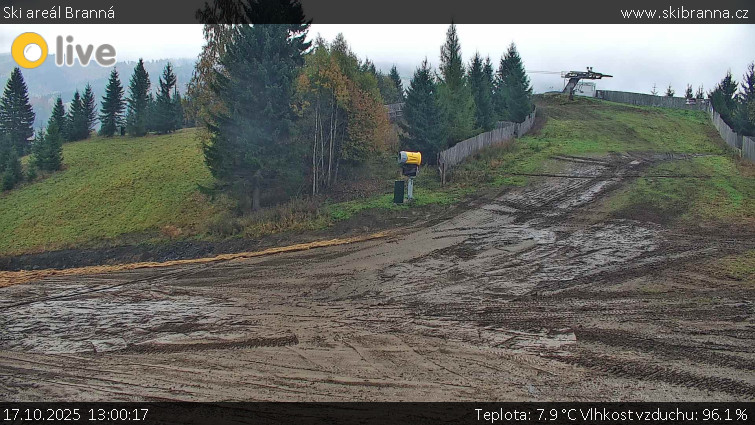 Ski areál Branná - Ski Branná - horní kamera - 17.10.2025 v 13:00 Ski areál Branná - Ski Branná - horní kamera - 17.10.2025 v 13:00