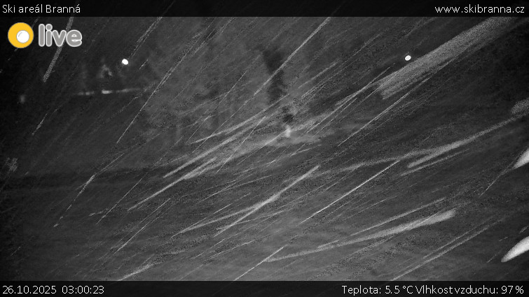 Ski areál Branná - Ski Branná - horní kamera - 26.10.2025 v 03:00 Ski areál Branná - Ski Branná - horní kamera - 26.10.2025 v 03:00