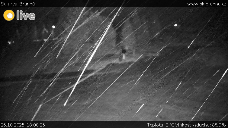 Ski areál Branná - Ski Branná - horní kamera - 26.10.2025 v 18:00 Ski areál Branná - Ski Branná - horní kamera - 26.10.2025 v 18:00