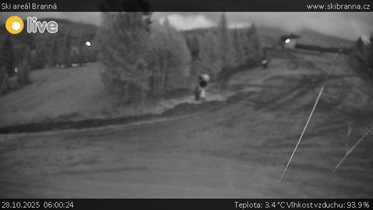 Ski areál Branná - Ski Branná - horní kamera - 28.10.2025 v 06:00 Ski areál Branná - Ski Branná - horní kamera - 28.10.2025 v 06:00