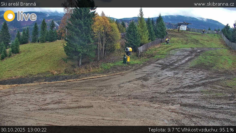 Ski areál Branná - Ski Branná - horní kamera - 30.10.2025 v 13:00 Ski areál Branná - Ski Branná - horní kamera - 30.10.2025 v 13:00