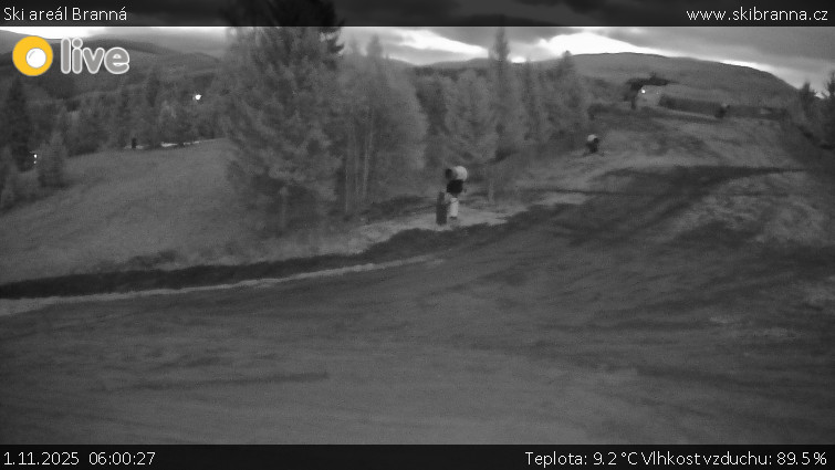 Ski areál Branná - Ski Branná - horní kamera - 1.11.2025 v 06:00 Ski areál Branná - Ski Branná - horní kamera - 1.11.2025 v 06:00