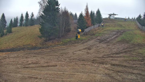 Ski areál Branná - Ski Branná - horní kamera - 16.11.2025 v 14:00 Ski areál Branná - Ski Branná - horní kamera - 16.11.2025 v 14:00