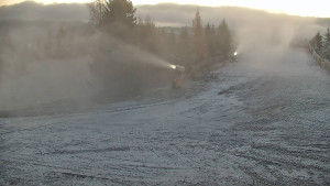 Ski areál Branná - Ski Branná - horní kamera - 18.11.2025 v 07:00 Ski areál Branná - Ski Branná - horní kamera - 18.11.2025 v 07:00