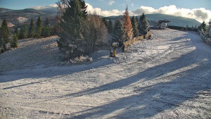 Ski areál Branná - Ski Branná - horní kamera - 18.11.2025 v 10:00 Ski areál Branná - Ski Branná - horní kamera - 18.11.2025 v 10:00