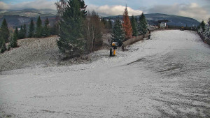 Ski areál Branná - Ski Branná - horní kamera - 18.11.2025 v 14:00 Ski areál Branná - Ski Branná - horní kamera - 18.11.2025 v 14:00
