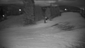 Ski areál Branná - Ski Branná - horní kamera - 18.11.2025 v 17:00 Ski areál Branná - Ski Branná - horní kamera - 18.11.2025 v 17:00