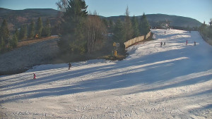 Ski areál Branná - Ski Branná - horní kamera - 13.12.2025 v 11:00 Ski areál Branná - Ski Branná - horní kamera - 13.12.2025 v 11:00
