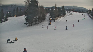 Ski areál Branná - Ski Branná - horní kamera - 5.1.2026 v 12:00 Ski areál Branná - Ski Branná - horní kamera - 5.1.2026 v 12:00