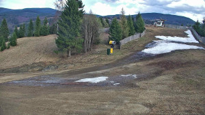 Ski areál Branná - Ski Branná - horní kamera - 5.4.2026 v 17:00 Ski areál Branná - Ski Branná - horní kamera - 5.4.2026 v 17:00