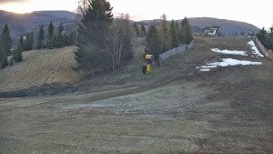 Ski areál Branná - Ski Branná - horní kamera - 8.4.2026 v 07:03 Ski areál Branná - Ski Branná - horní kamera - 8.4.2026 v 07:03