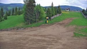 Ski areál Branná - Ski Branná - horní kamera - 19.5.2026 v 19:00 Ski areál Branná - Ski Branná - horní kamera - 19.5.2026 v 19:00