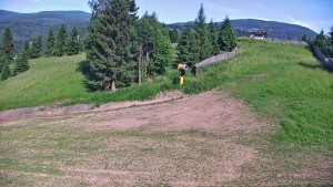 Ośrodek narciarski Branná - Ski Branná – górna kamera - 24.6.2026 v 17:00 Ośrodek narciarski Branná - Ski Branná – górna kamera - 24.6.2026 v 17:00