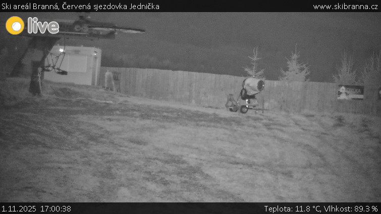 Ski areál Branná - Červená sjezdovka Jednička - 1.11.2025 v 17:00 Ski areál Branná - Červená sjezdovka Jednička - 1.11.2025 v 17:00