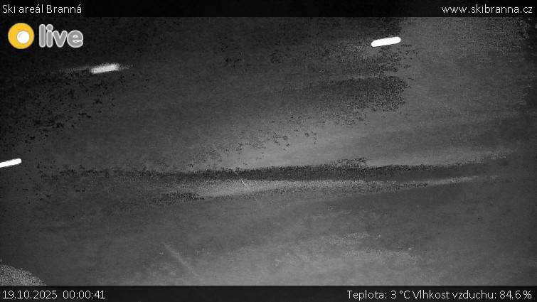 Ski areál Branná - Ski Branná - horní kamera - 19.10.2025 v 00:00 Ski areál Branná - Ski Branná - horní kamera - 19.10.2025 v 00:00