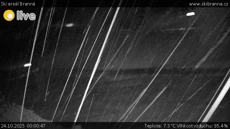 Ski areál Branná - Ski Branná - horní kamera - 24.10.2025 v 00:00 Ski areál Branná - Ski Branná - horní kamera - 24.10.2025 v 00:00