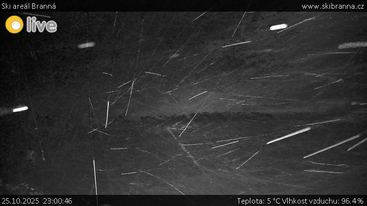 Ski areál Branná - Ski Branná - horní kamera - 25.10.2025 v 23:00 Ski areál Branná - Ski Branná - horní kamera - 25.10.2025 v 23:00